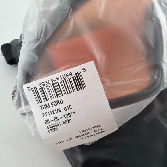 Tom Ford Black Amber Lorna FT 1121 01E Ski Shield Sunglasses - Picture 6 of 15